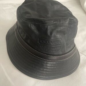 Coach bucket hat. Like new.